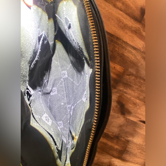 Sold on different site-do not buy:) - Picture 6 of 10